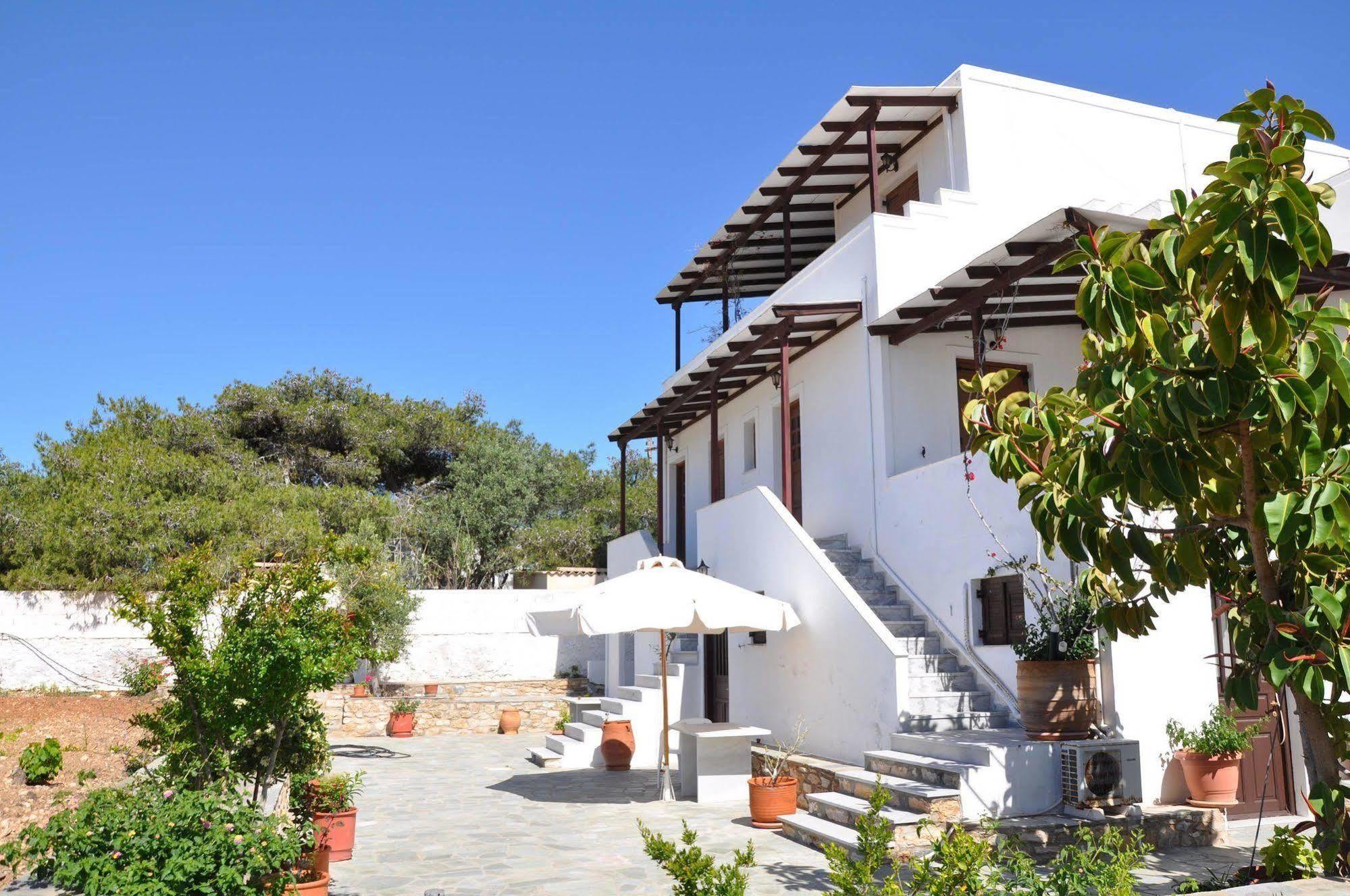 Michalis Apartments Near The Beaches With Sea View Páros Dış mekan fotoğraf