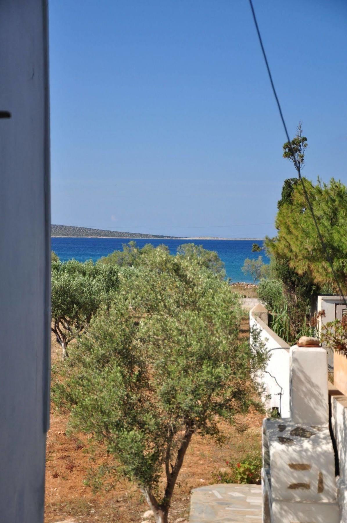 Michalis Apartments Near The Beaches With Sea View Páros Dış mekan fotoğraf